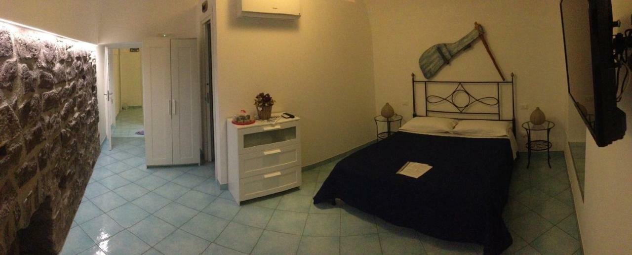 B&B La Grotta Marina 비코에쿠엔세 외부 사진